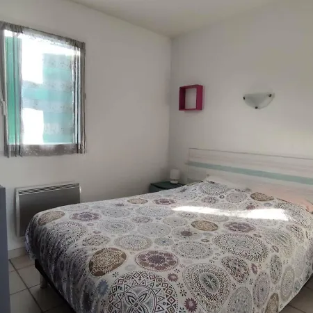 Сasa de vacaciones Appartement Calme avec Piscine, Proche Marché et Commerces - Saint-Georges d'Oléron - FR-1-246A-117